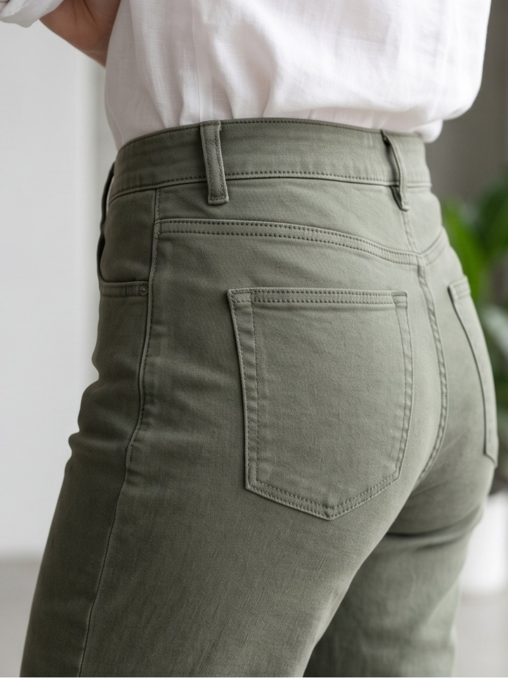 M Jeans by Maurice’s Olive Green Skinny Pants L REG Stretch Casual Jeans BOGO $5